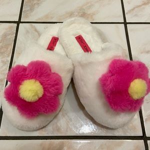 Betsey Johnson Pink White Yellow Y2K Flower Slippers Size M 7-8 Lizzie McGuire